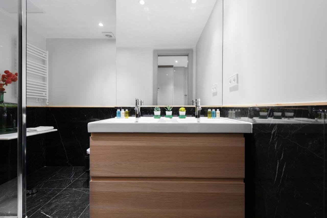 מדריד 2 Bedrooms 1 Bathroom Furnished - Justicia - Executive Style - Mintystay מראה חיצוני תמונה