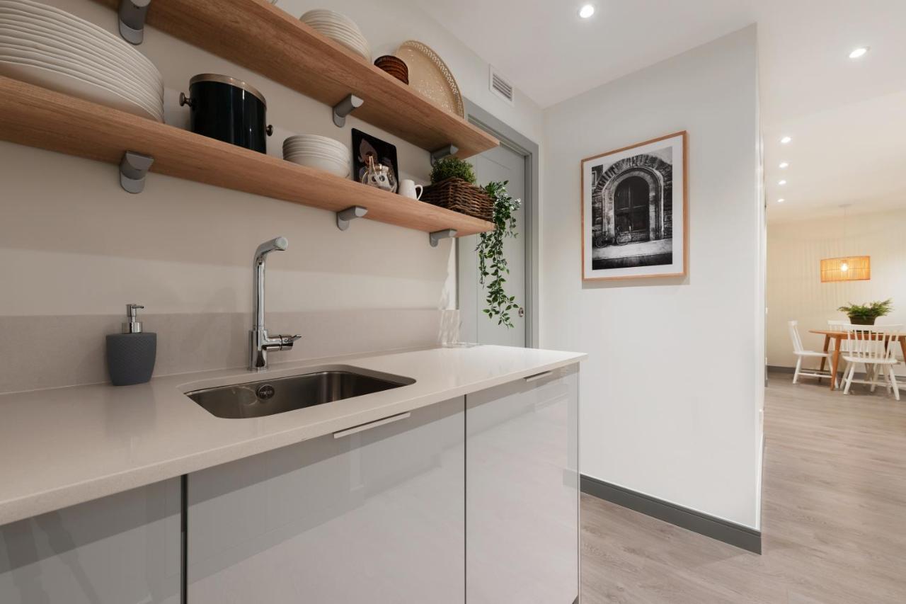 מדריד 2 Bedrooms 1 Bathroom Furnished - Justicia - Executive Style - Mintystay מראה חיצוני תמונה
