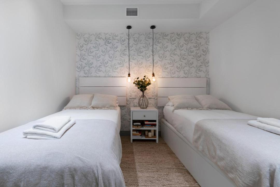 מדריד 2 Bedrooms 1 Bathroom Furnished - Justicia - Executive Style - Mintystay מראה חיצוני תמונה